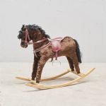 1738 8279 Gunghäst